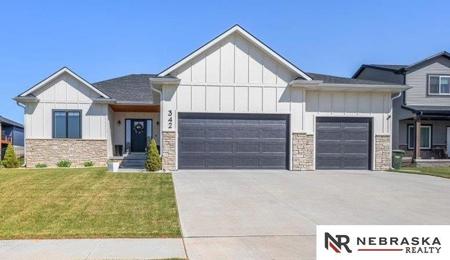 342 N 104th