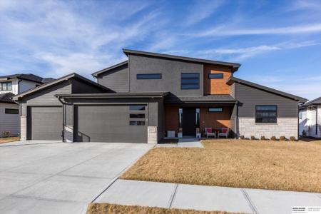 28414 Laurel
