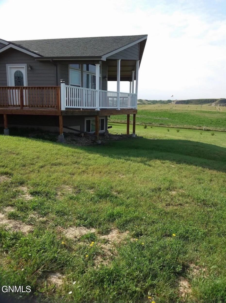 17 Clark Drive, New Town, ND lhrmls02095020