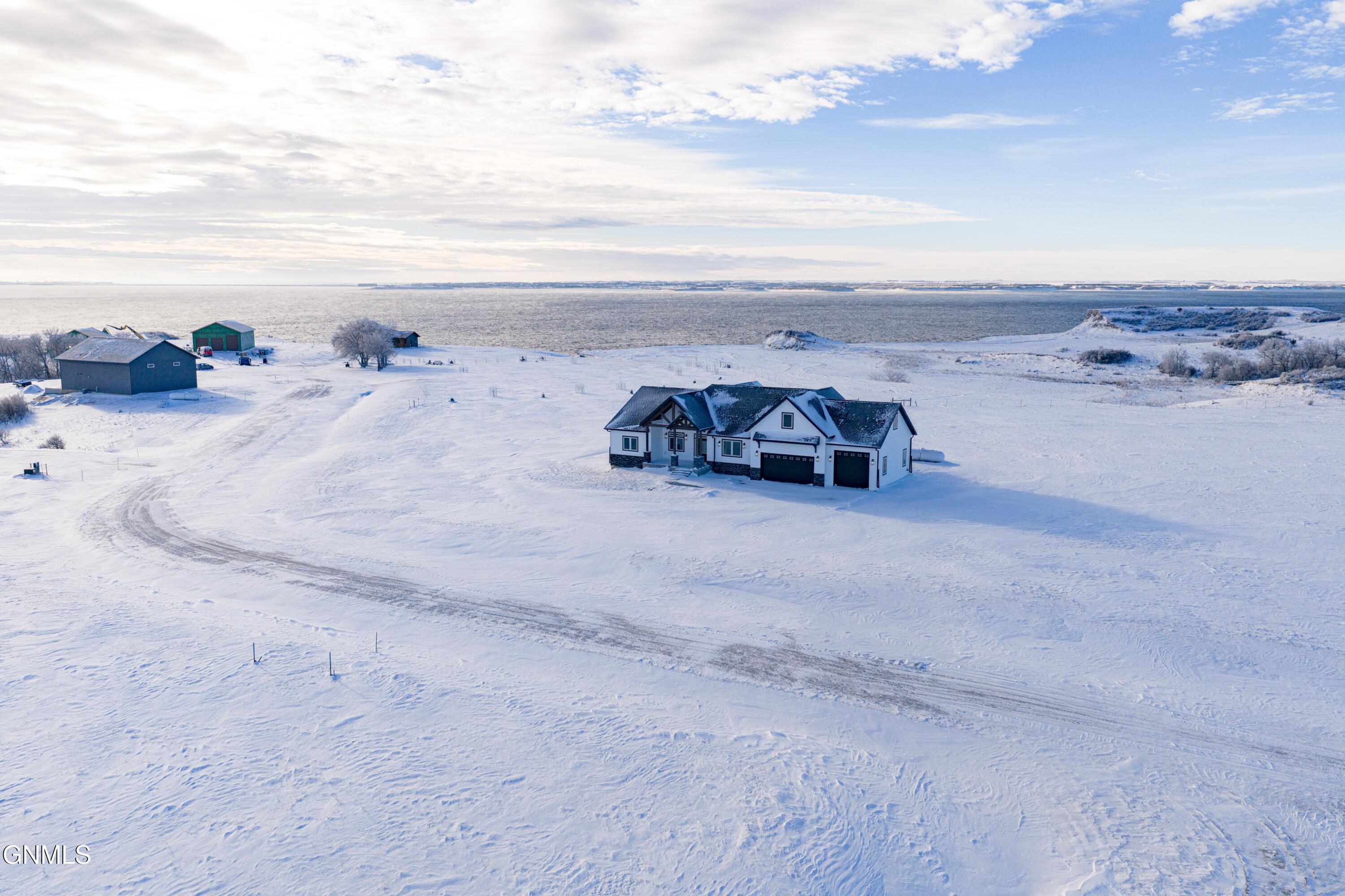 Image 4: 126542LAveNWAerials1225_0012