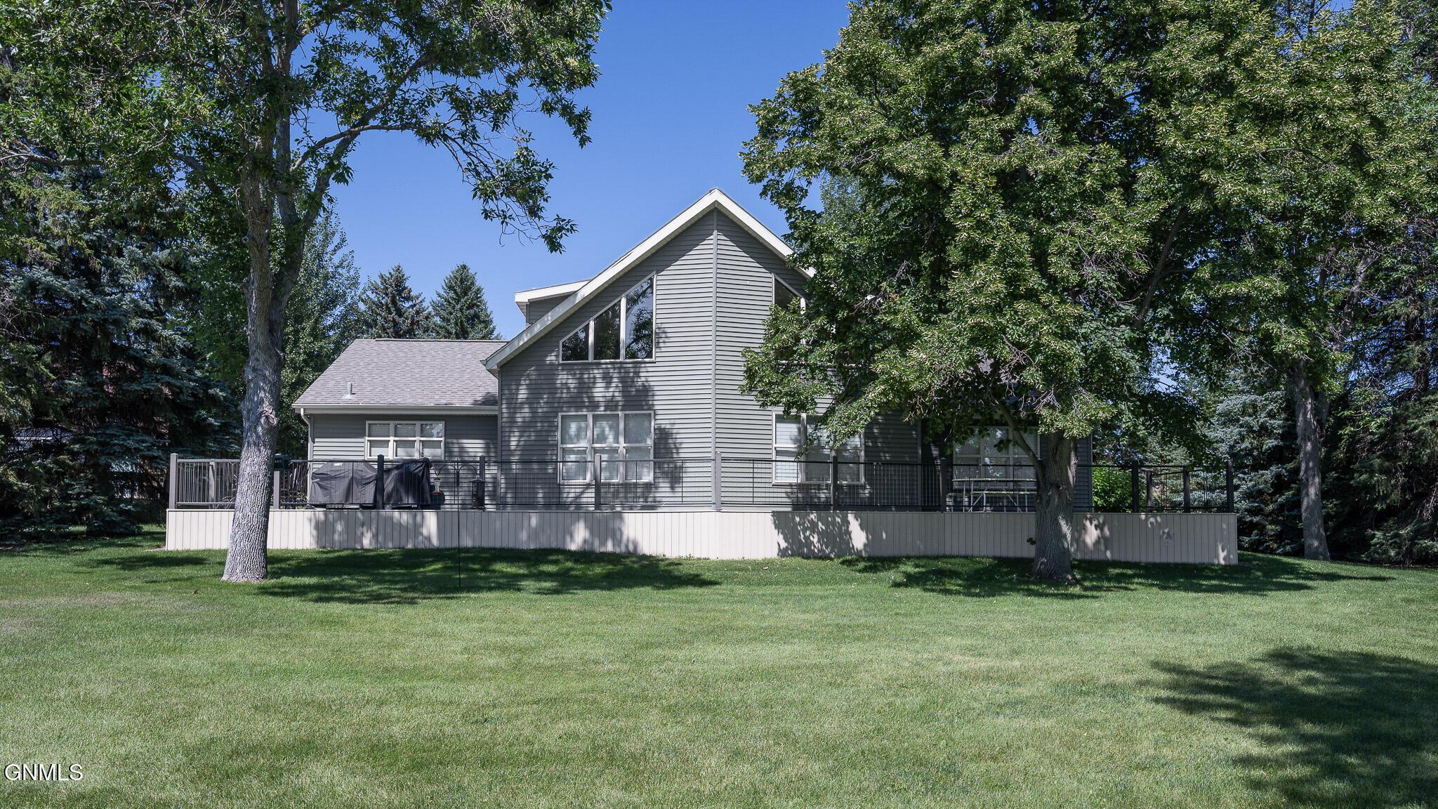 Image 2: 11-DSC_5802