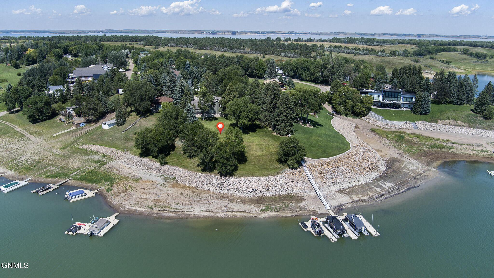 Image 4: 20-MAX_0074ps