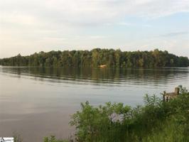 51 Lakeside Drive