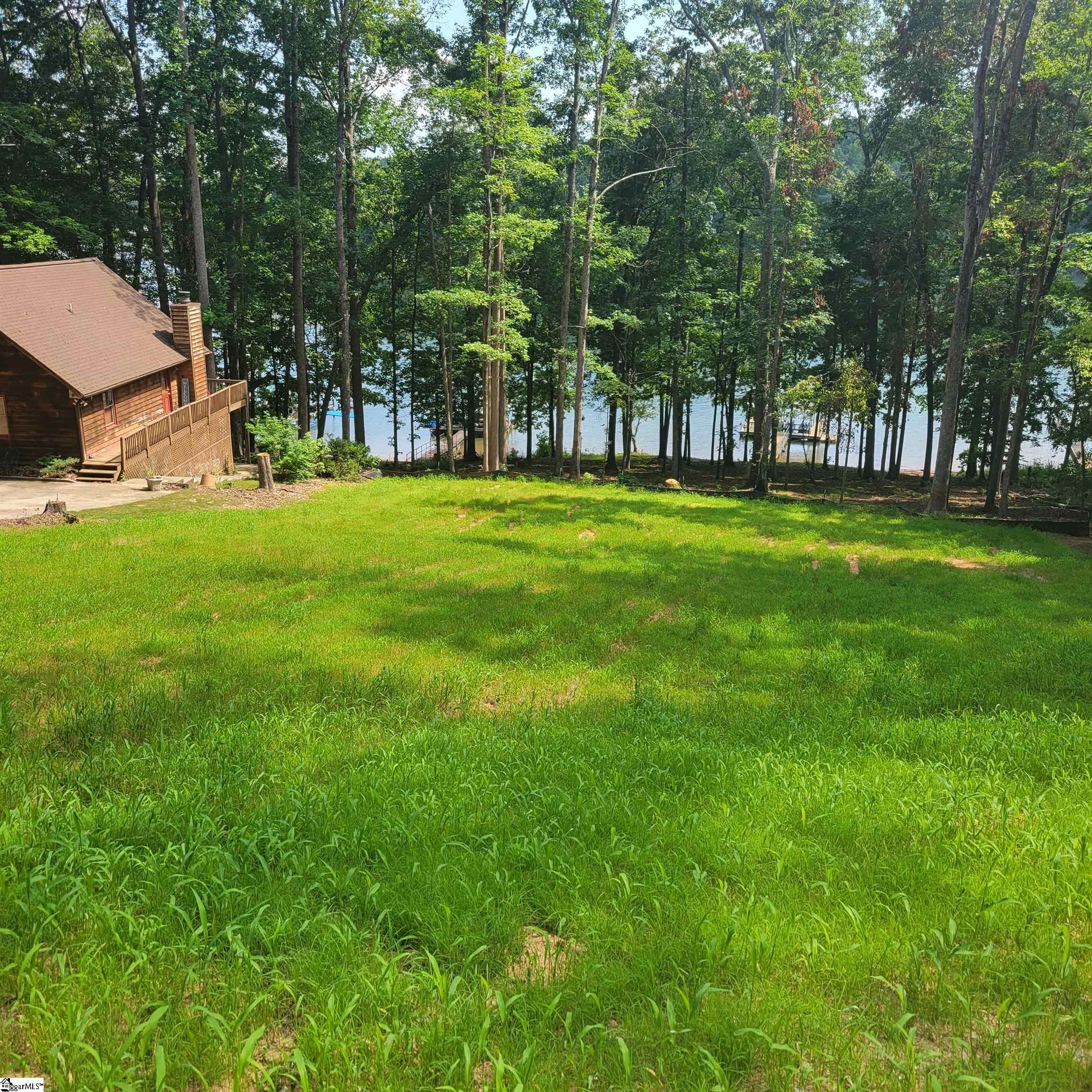 417 Kenwood Drive, Westminster, SC lhrmls01794378