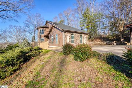 118 Sunset Drive