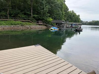 9 Nautica Point