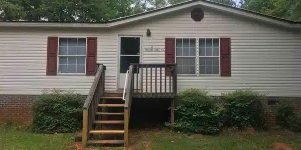 17 Pineland Shores Circle