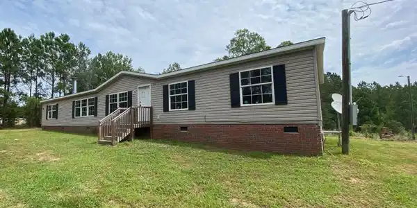 15073 S 221 Highway