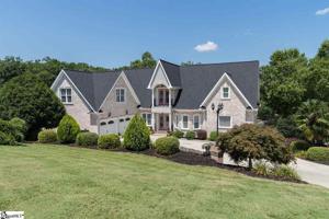 312 W Caledonia Court