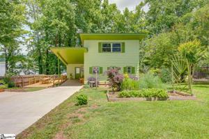1728 Memorial Drive Extension