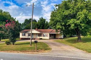 2044 Sandy Ford Road