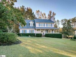 106 Lake Bowen Court