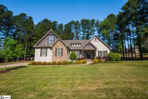 2 Pebblebrook Court