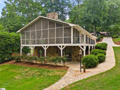 120 Lake Bowen Drive