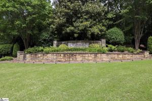 104 E Waterford Drive