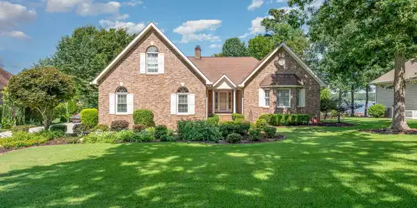 83 Woodhaven Court
