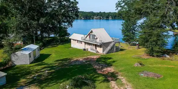 128 Balsam Circle