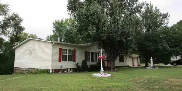 60 Cedar Hill Lane