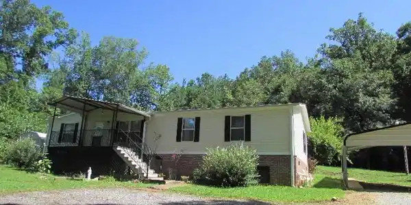 277 Tomachichi Road