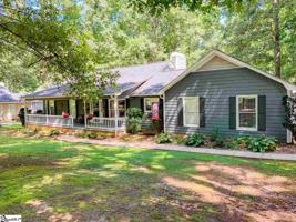 404 Lakewinds Boulevard