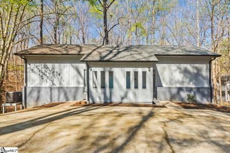 6 Villa Drive