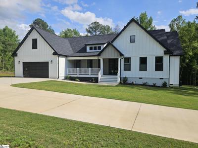4220 N Blue Ridge Drive
