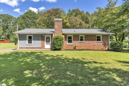 107 Hickory Hollow Drive