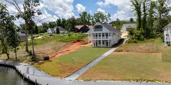 301 Portland Circle