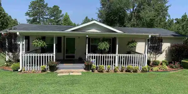 1102 Dillard Road