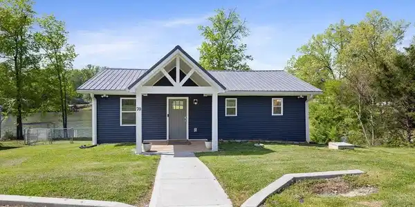 70 Lake Breeze Spur Road