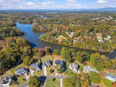 17 Cunningham Point Court