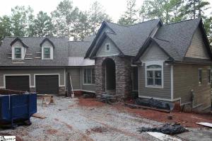2319 Retreat Pointe Road