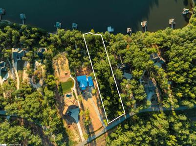 205 Harbor Point Road