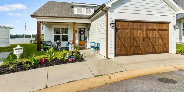 106 Cottage Lane