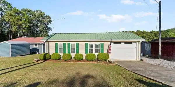 555 Point Lookout Road