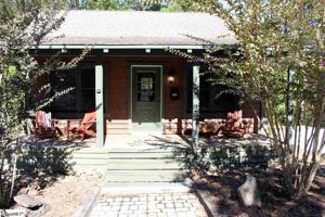 15481 N Highway 11 Cottages