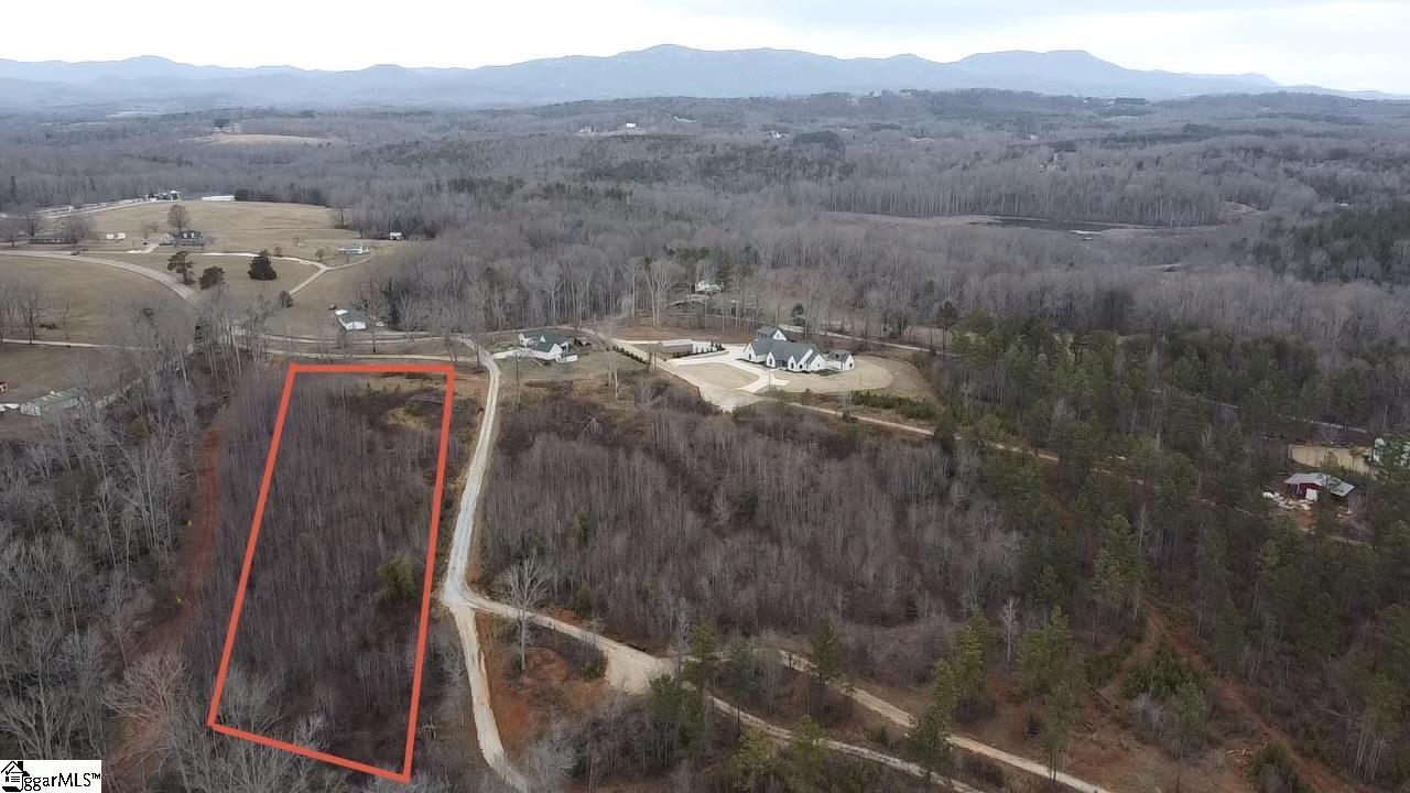 Image 1: Approximate lot lines