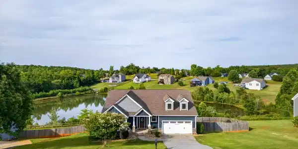 977 Garnet Circle