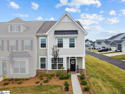32 Leander Drive