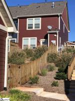 612 Springbank Alley