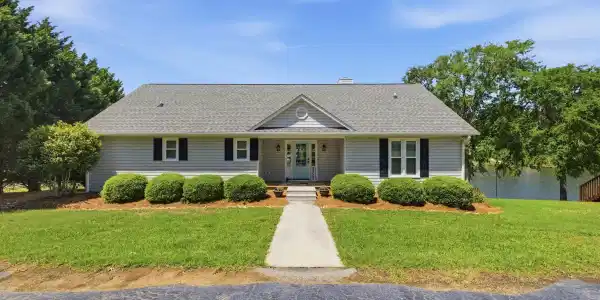 360 Topsail Drive