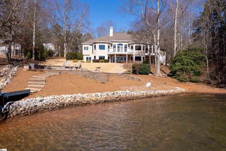 613 Lighthouse Court