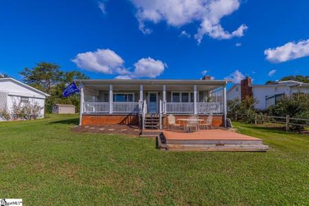 104 Coastline Drive