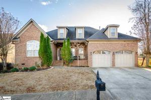 6 Double Crest Drive