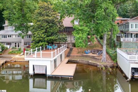 1214 E Lakeshore Drive