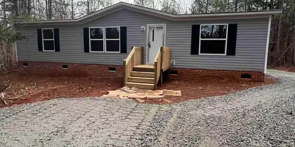 14919 S Highway 221