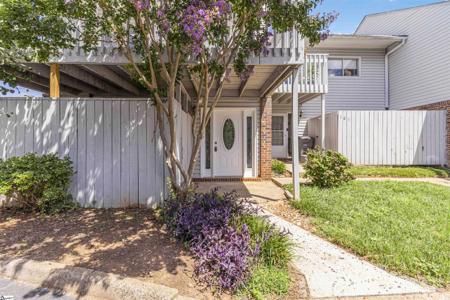 100 Genoa Court