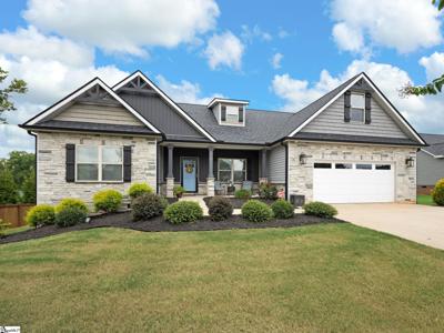 609 Mesquite Trail