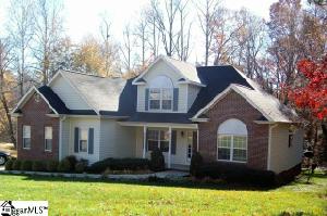 5 Clearwater Court