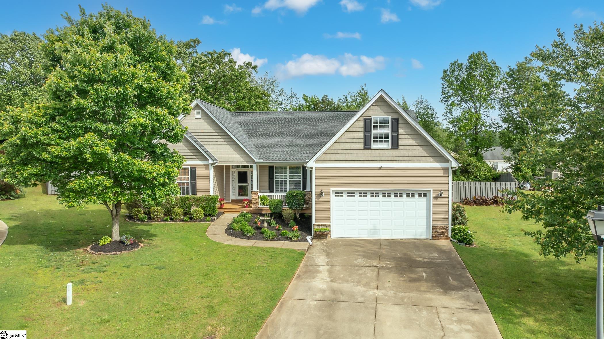 406 Eckley Court, Greer, SC lhrmls02170452